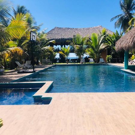 Sambo Mambo Beach Hotel 엘 쿠코 외부 사진